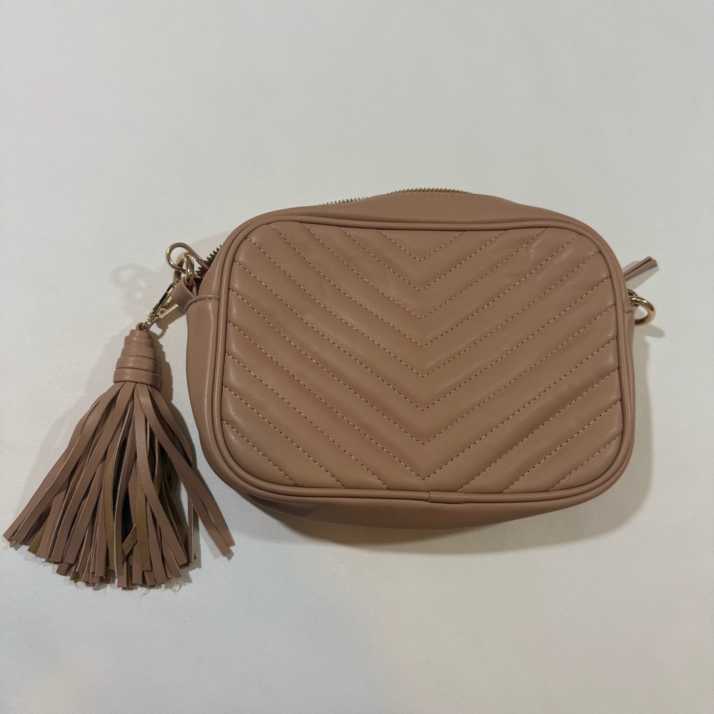 Unbranded Crossbody Bag Womens Small Taupe Quilted Chevron Tassel Faux Leather